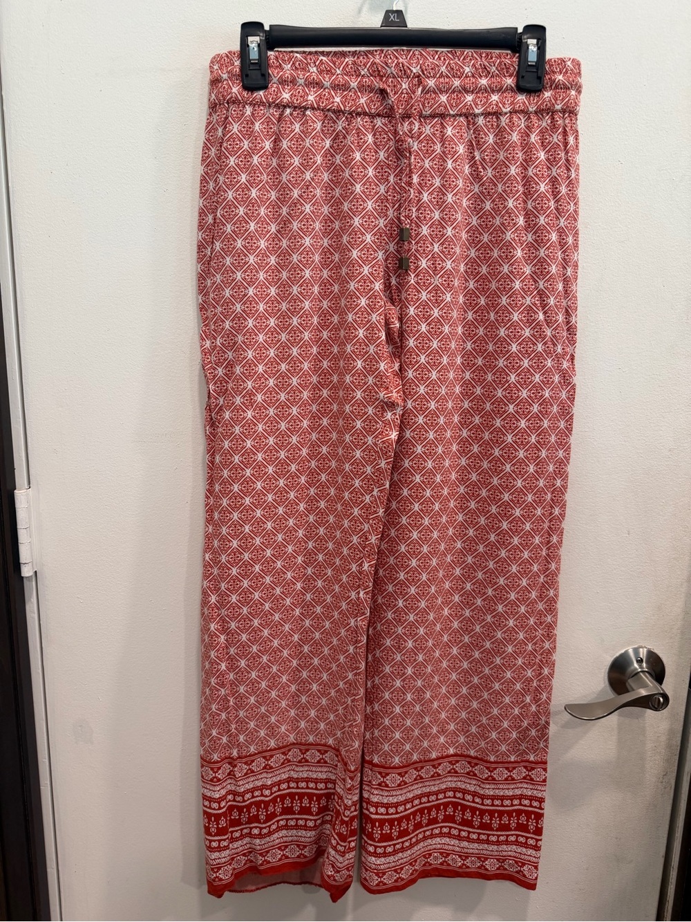 Lucy & Laurel Red Geometric Wide-Leg Pull-On Pants